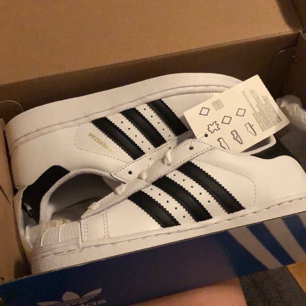 Adidas superstar originals - Picture 3 of 4